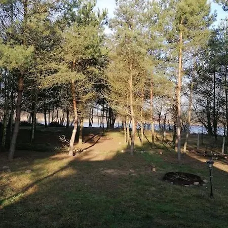 Swietna Nad Jeziorem Casa de Férias Swietne