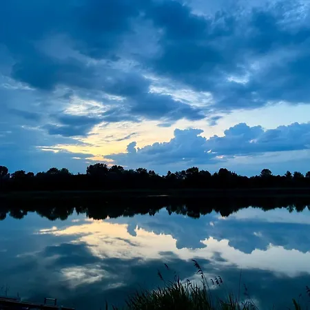 度假居 Swietna Nad Jeziorem *