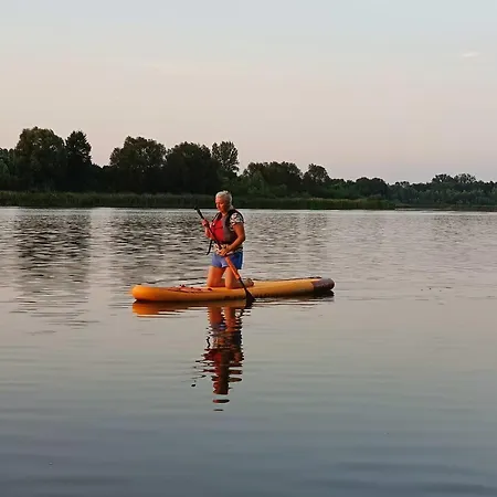Swietna Nad Jeziorem Tatil Evi *