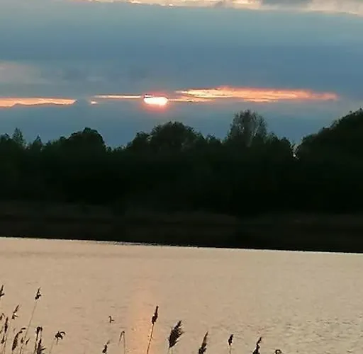 別荘 Swietna Nad Jeziorem