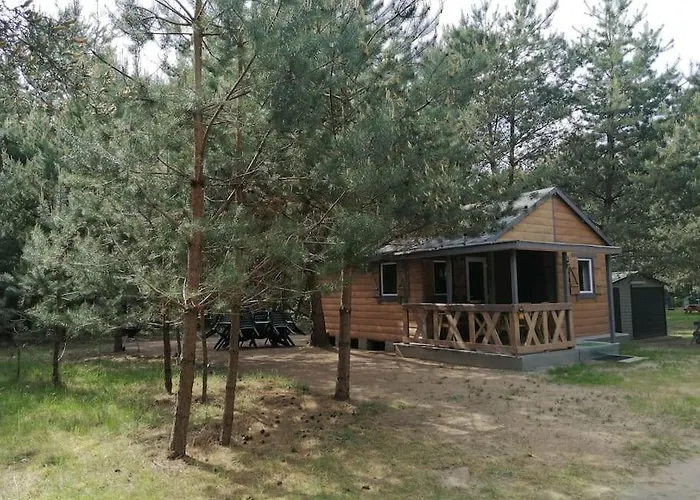 Swietna Nad Jeziorem 別荘 *