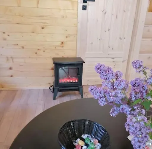 Swietna Nad Jeziorem * Świętne