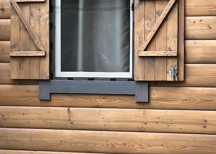 Swietna Nad Jeziorem 別荘 *